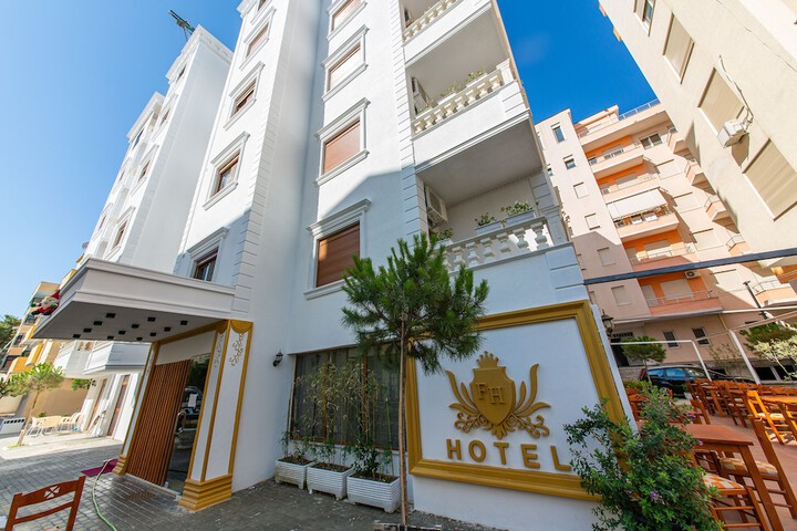 FIORE HOTEL