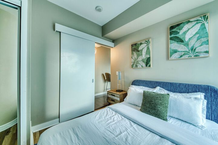 Room 29 of 198