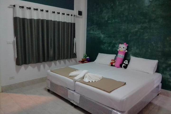 Room 19 of 41