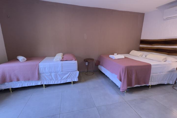 Room 25 of 81
