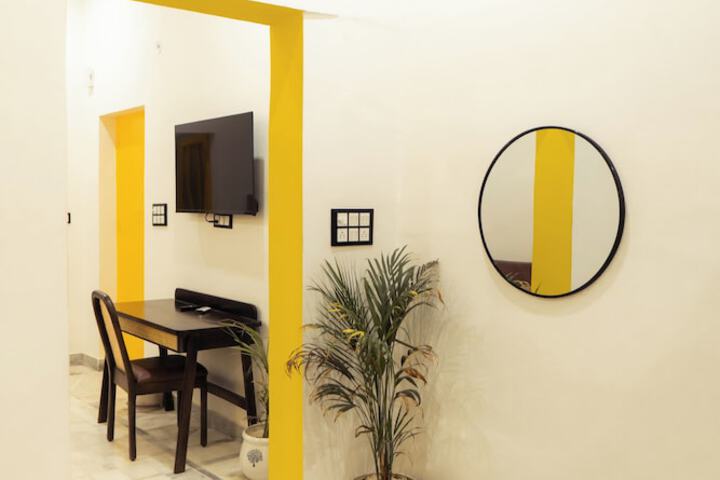 Room 15 of 78