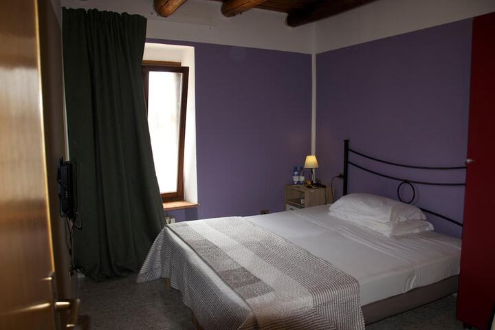 Room 21 of 51