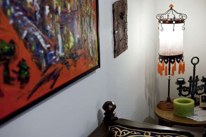 Room 9 of 44