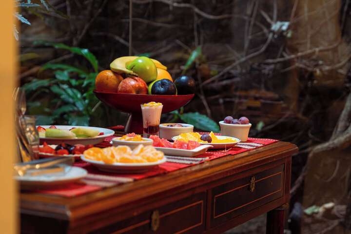 Dining 77 of 104