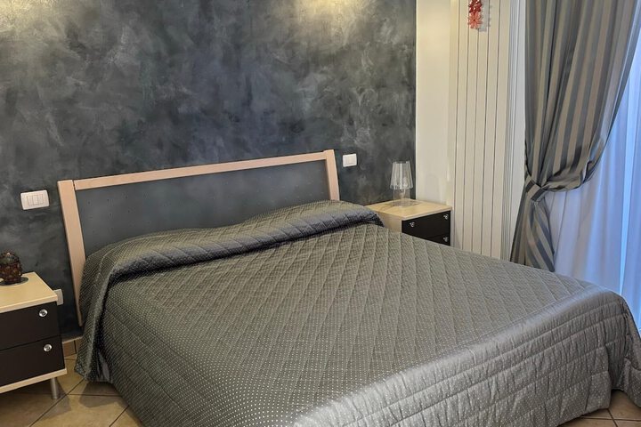 Room 29 of 80