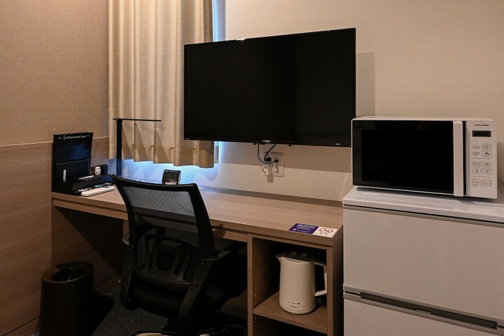 Room 3 of 19