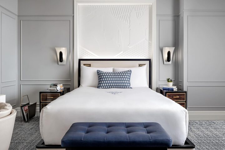 Room 12 of 131