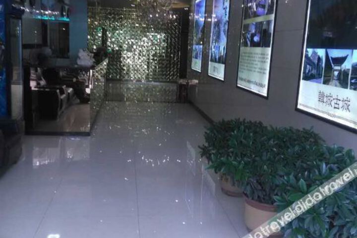 Hotel Interior 13 of 37