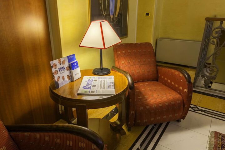 Hotel Lobby