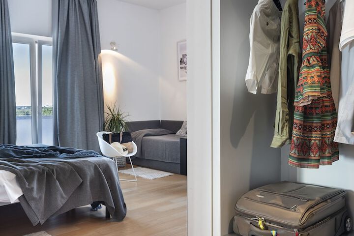 Room 25 of 39