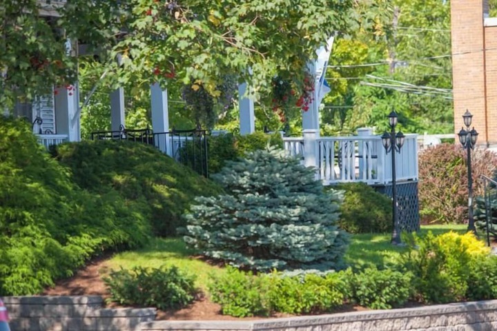 Property Grounds 42 of 46