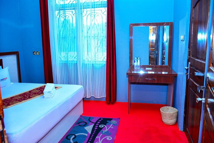 Room 16 of 70