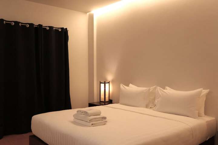 Room 20 of 38