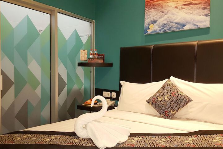 Room 9 of 53