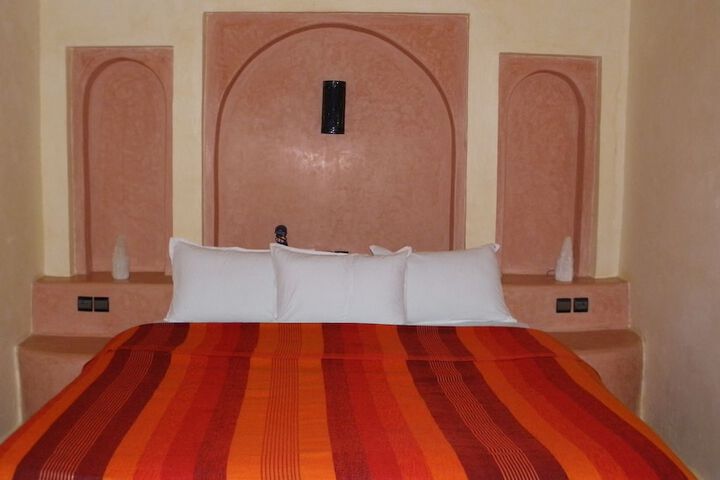 Room 4 of 53