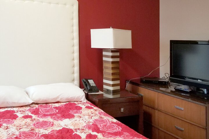 Room 7 of 15