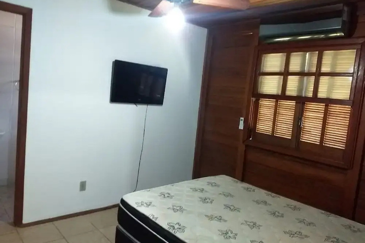 Room 2 of 21
