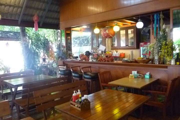 Dining Photos
