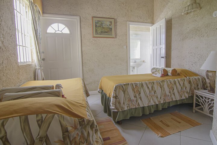 Room 10 of 64