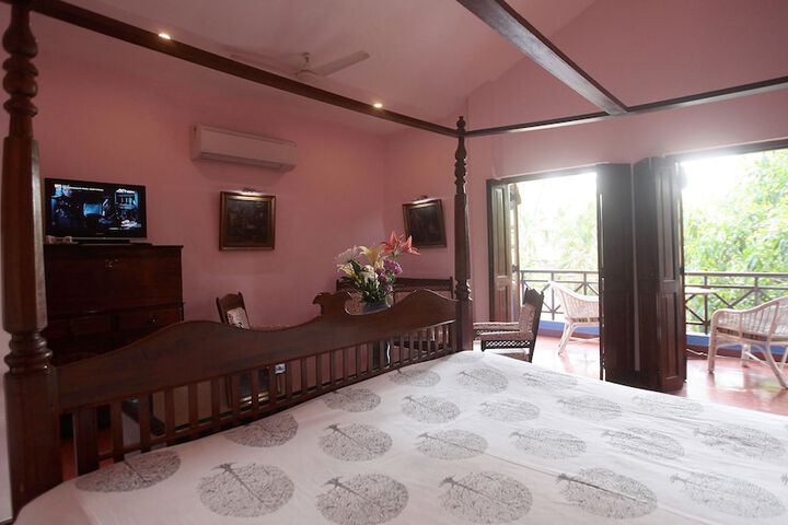 Room 9 of 162