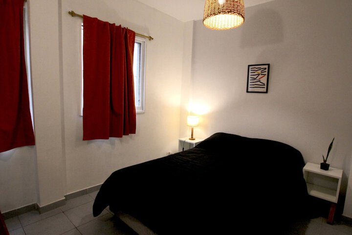 Room 5 of 49