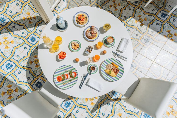 Breakfast/Coffee Service 50 of 68