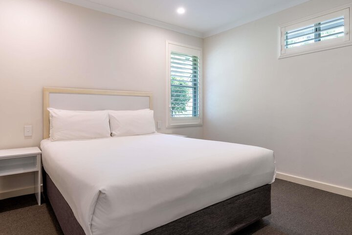 Room 27 of 129