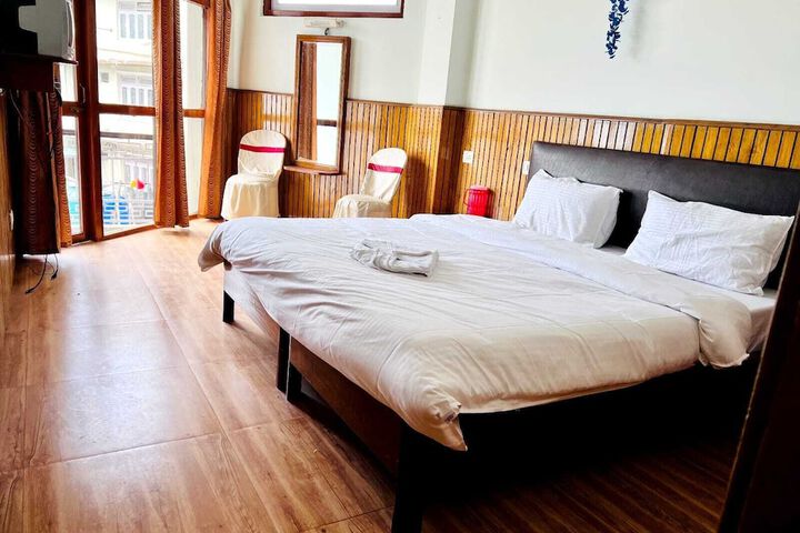 Room 4 of 29