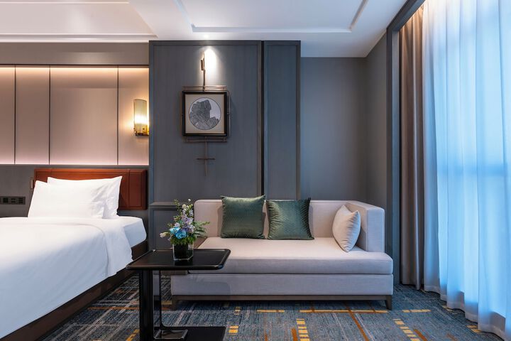 Room 29 of 54