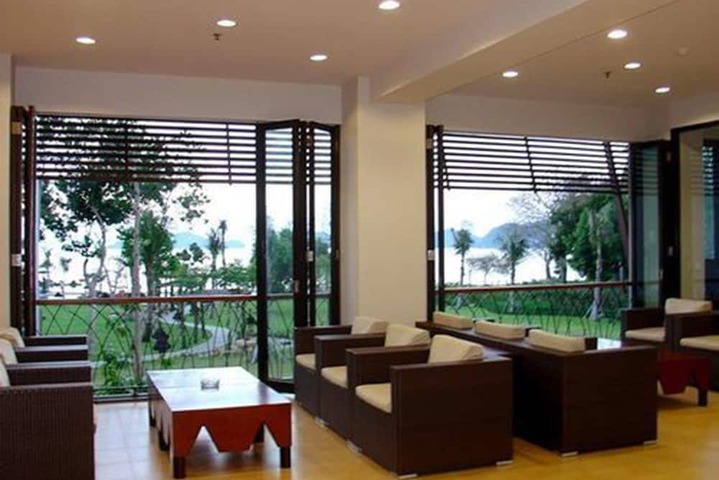 Hotel Interior 4 of 59