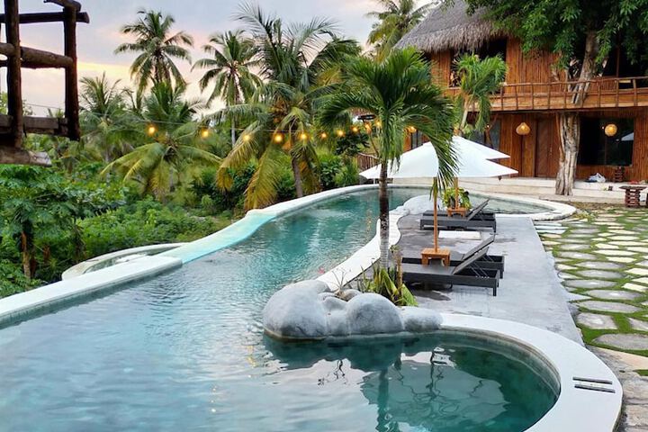 Pool 10 of 20