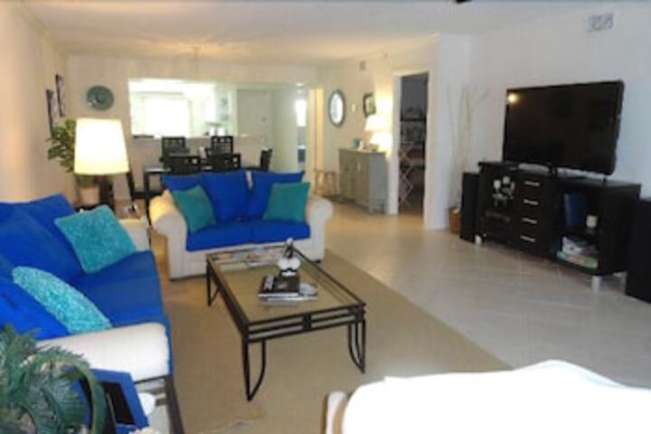 Room 9 of 21