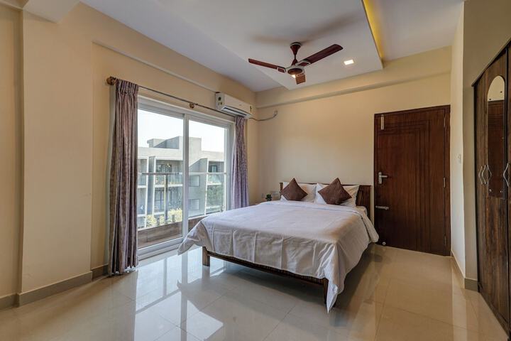Room 4 of 17