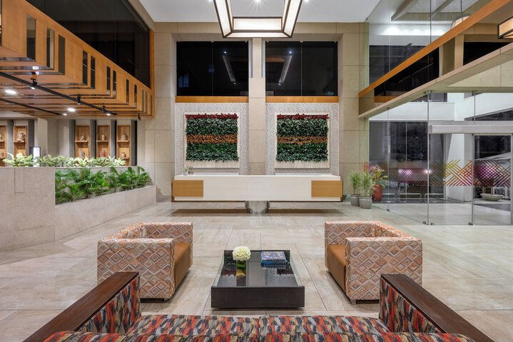 Hotel Interior 7 of 49