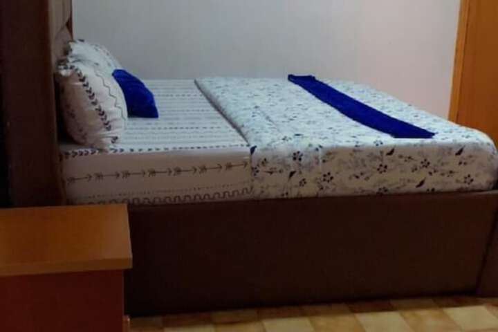 Room 3 of 15
