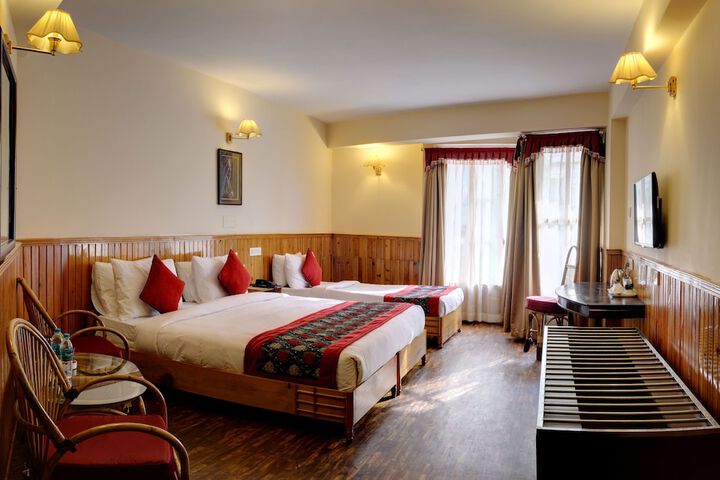 Room 8 of 35