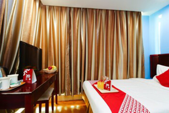 Room 16 of 24