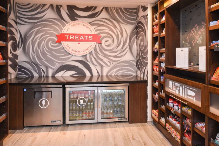 Snack bar