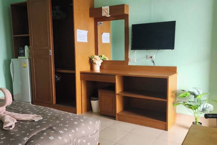 Room 61 of 77