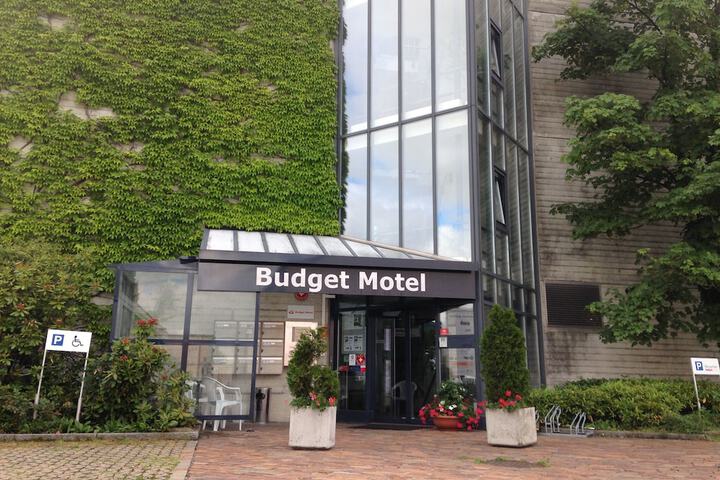 Hotel 48 of 54