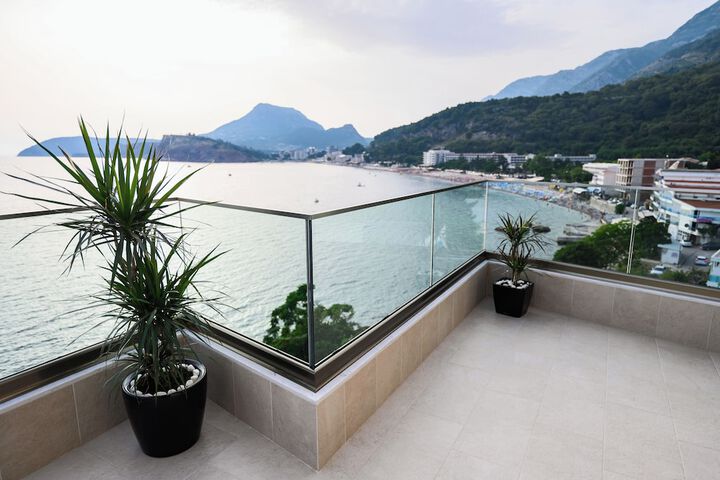 Terrace/Patio 27 of 59