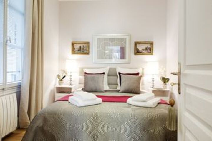 Room 45 of 138