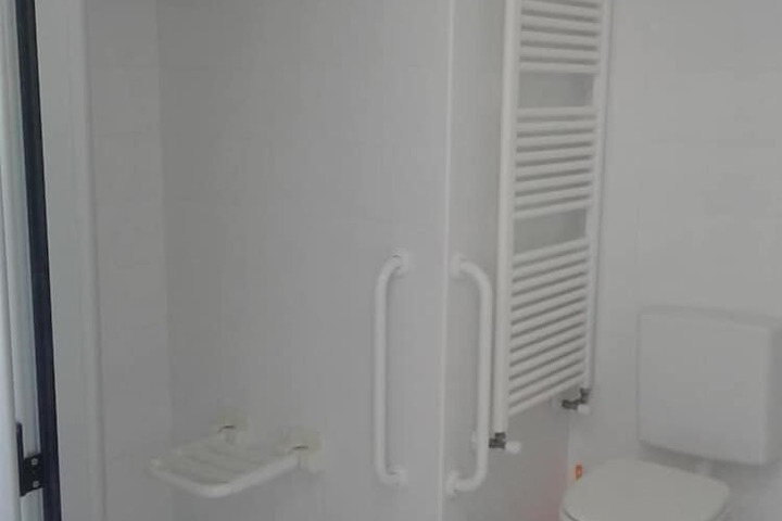 Room 26 of 35
