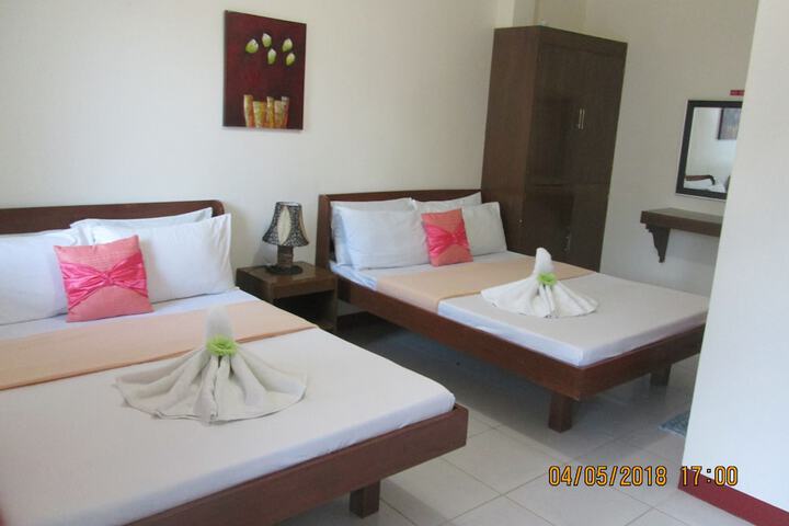 Room 15 of 116
