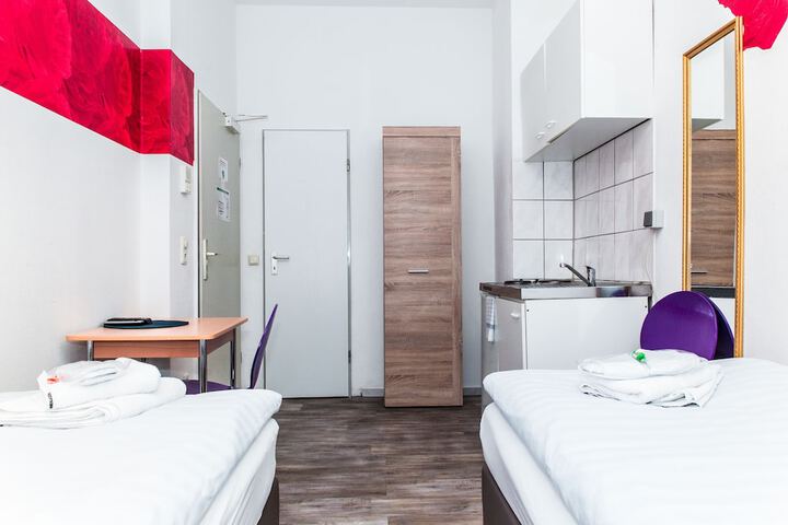 Room 30 of 52