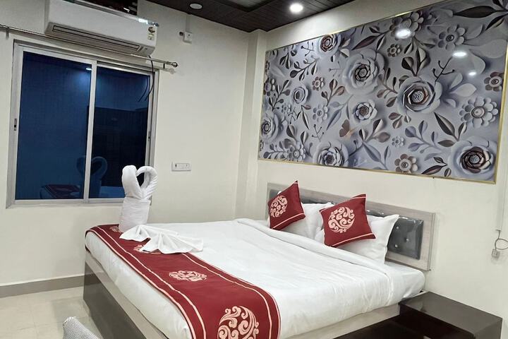 Room 14 of 24