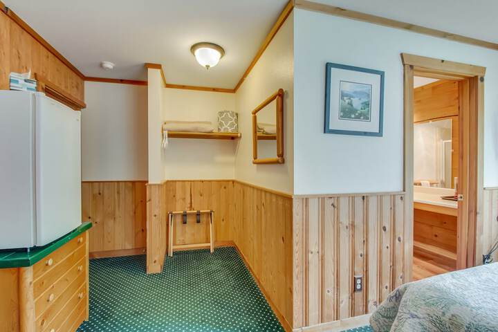 Room 18 of 189