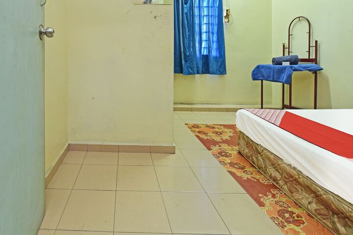 Room 18 of 43