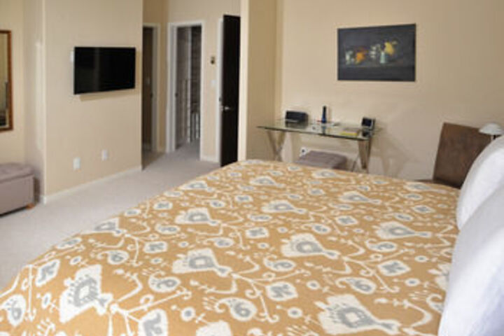 Room 20 of 32