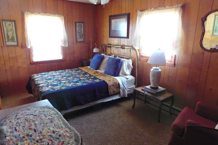 Room 4 of 47